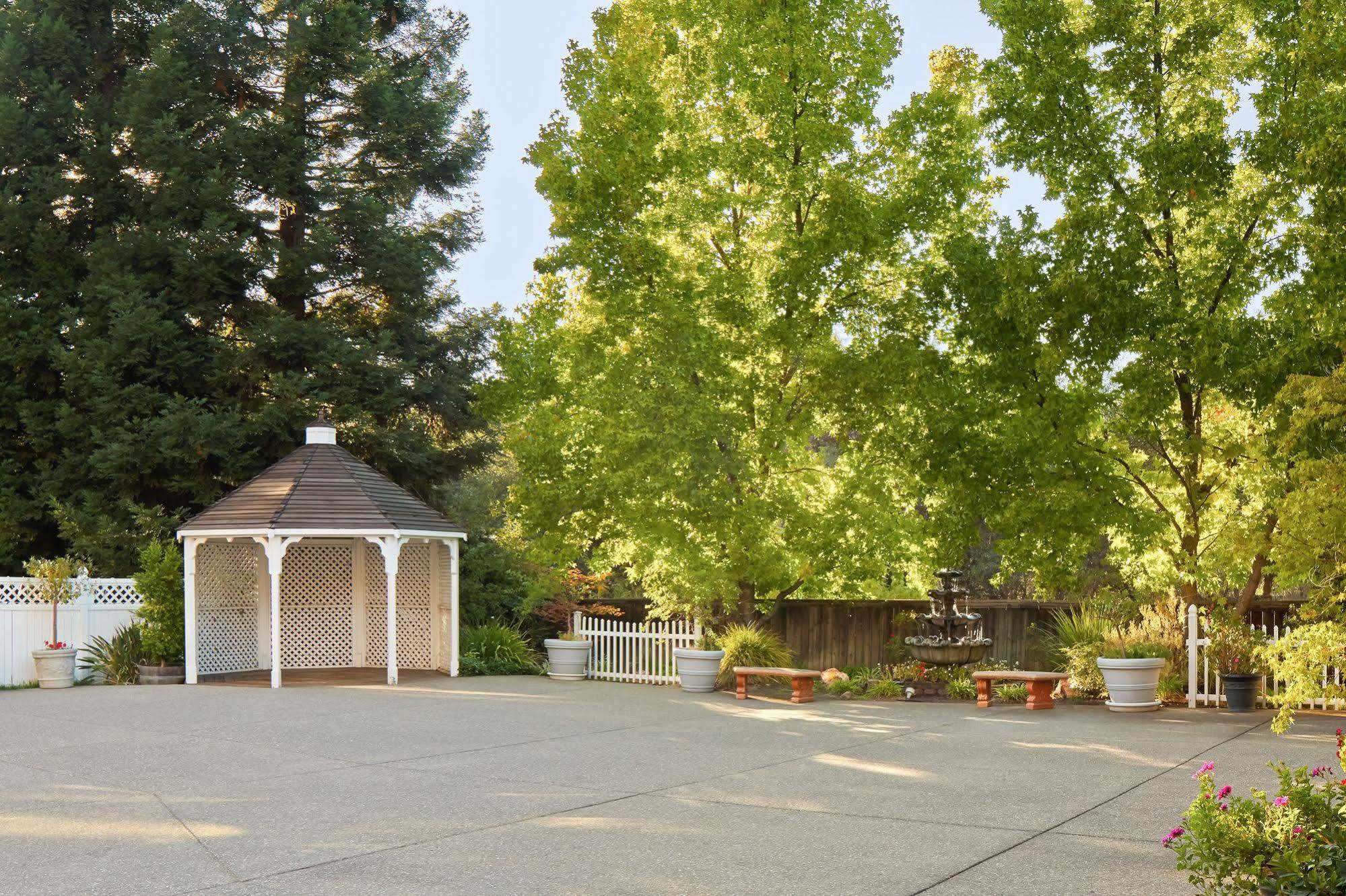 Lake Natoma Inn Folsom Exterior photo